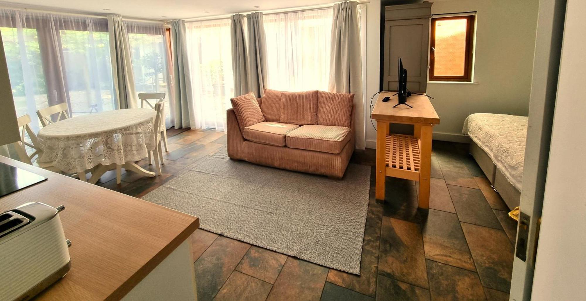 Oak Tree Rooms Ltd บร็อคเคนเฮิร์สต์ ภายนอก รูปภาพ