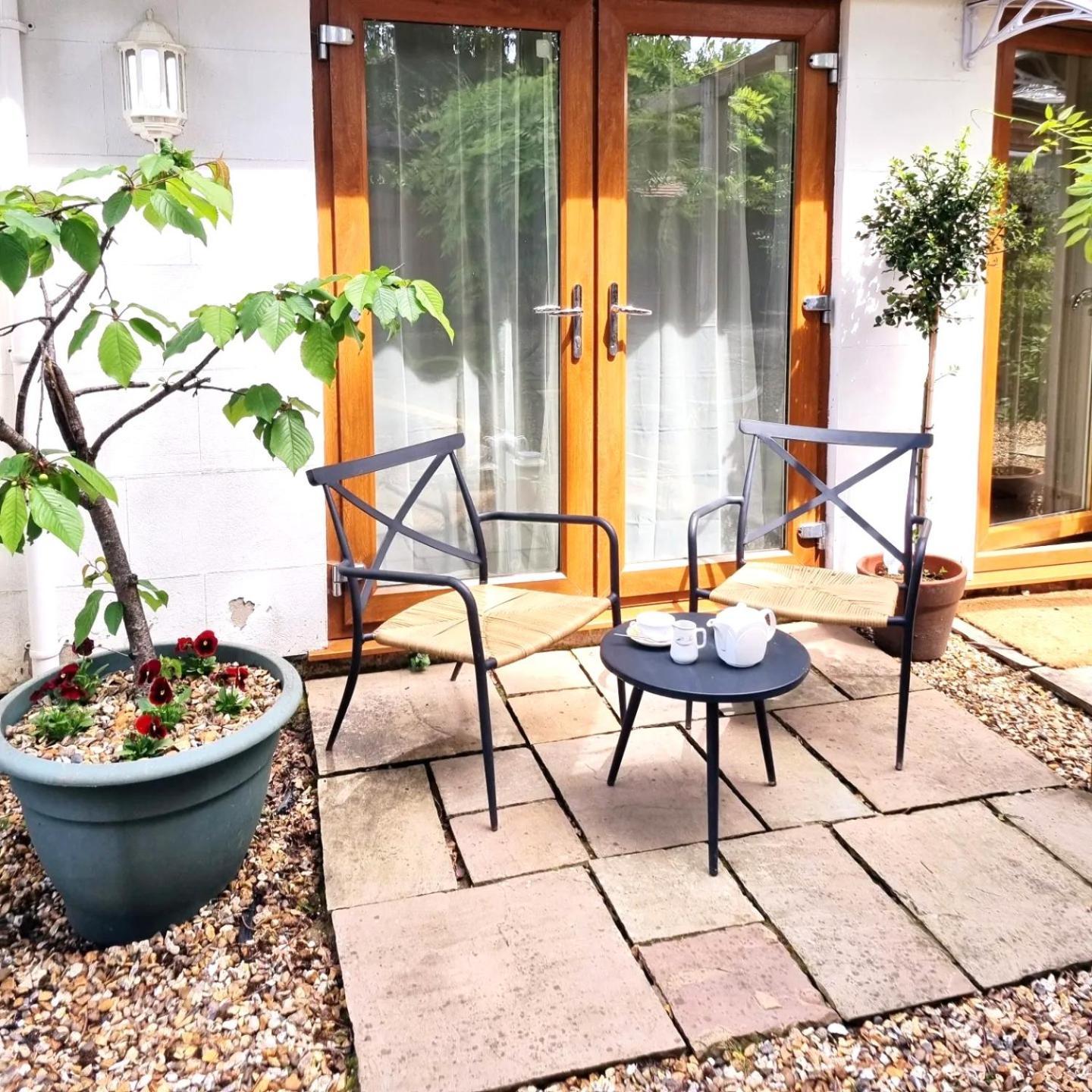 Oak Tree Rooms Ltd บร็อคเคนเฮิร์สต์ ภายนอก รูปภาพ